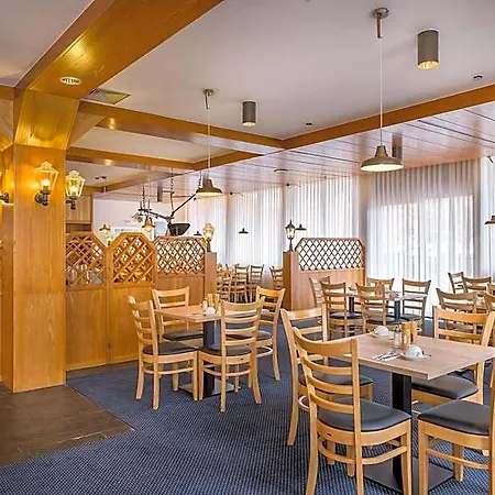 Strohgaeu Hotel 3*