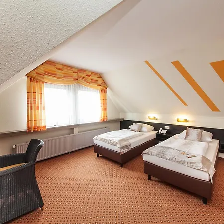 Strohgaeu ホテル 3*