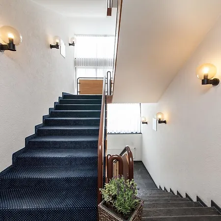 Strohgaeu Hotel 3*
