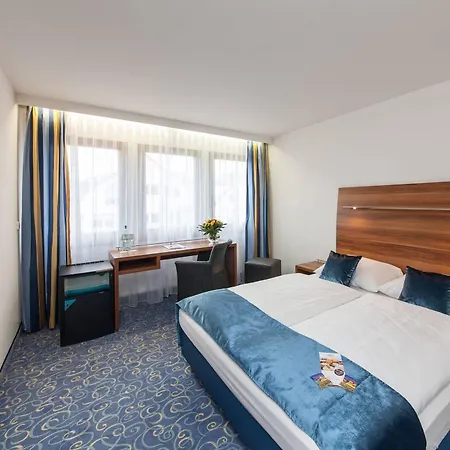Strohgaeu Hotel 3*