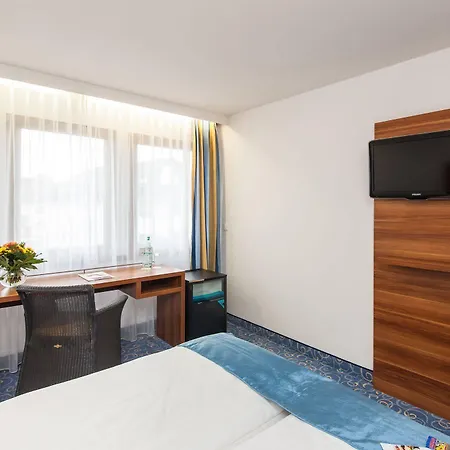 Strohgaeu Hotel 3*